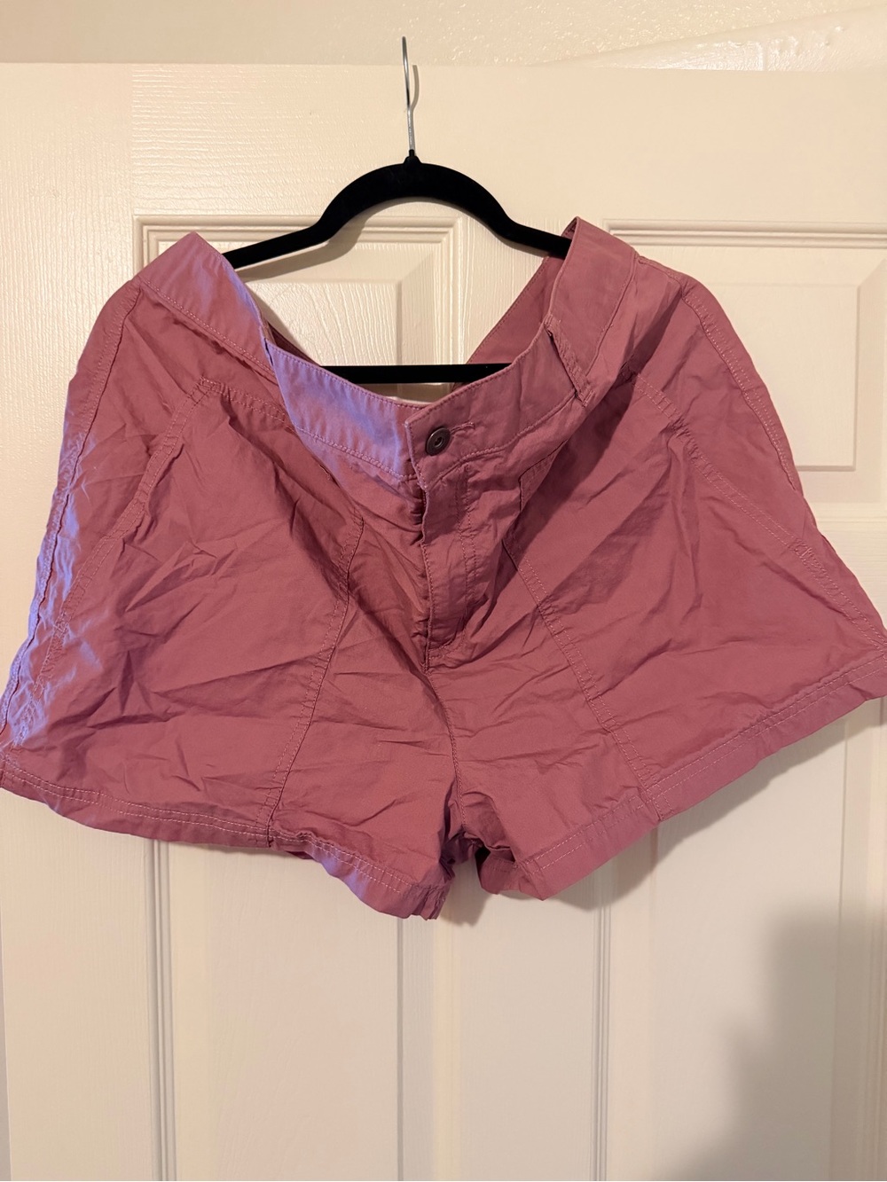 Columbia Mauve/Pink Outdoor Bermuda Shorts
